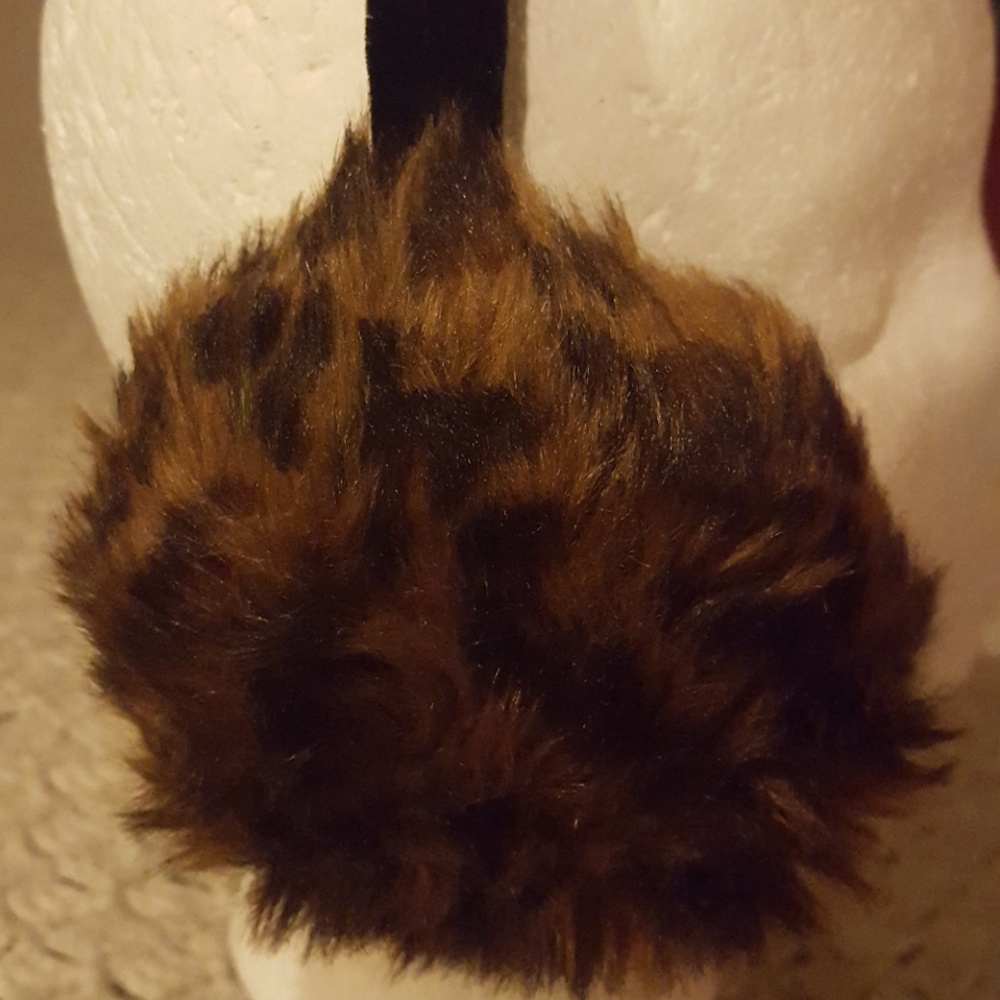 Ear Muffs. - Picture 3 of 6